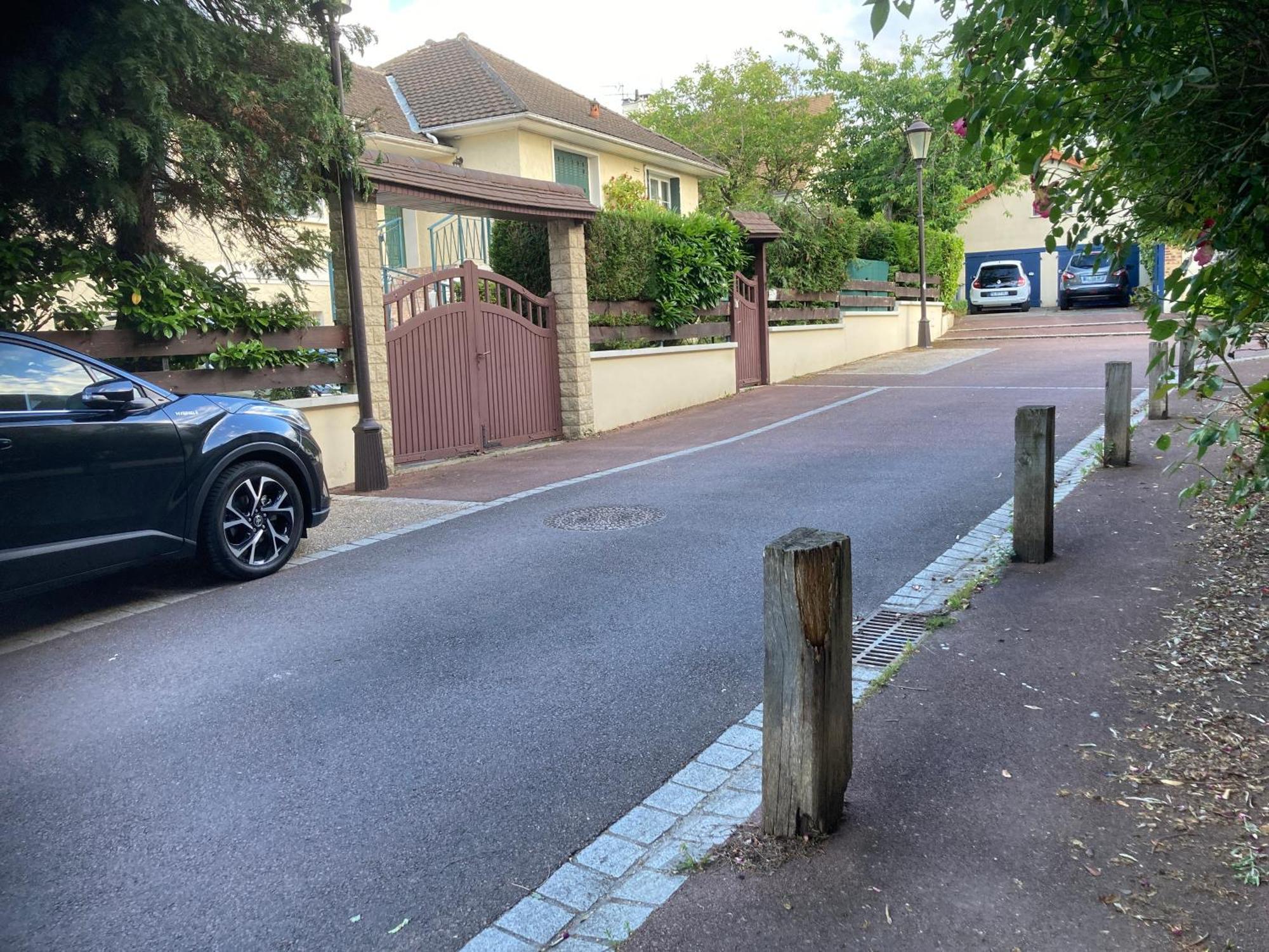 Sejour A La Chataigneraie Rueil-Malmaison Exterior foto